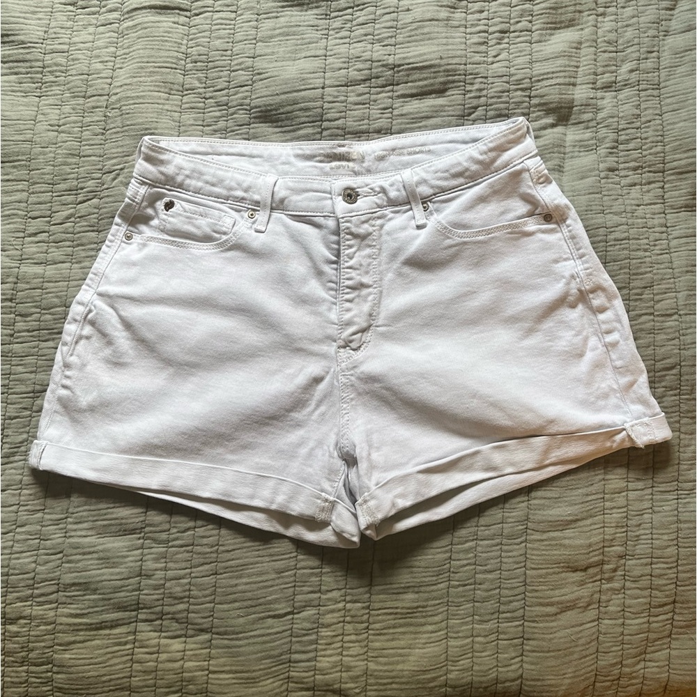 Levi’s Denizen Jean Shorts